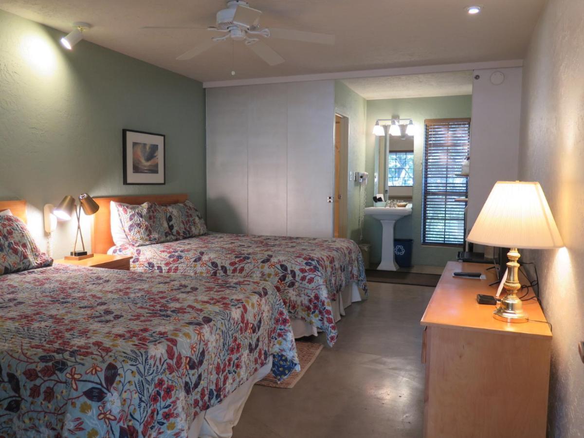 Wimberley Inn & Bar المظهر الخارجي الصورة